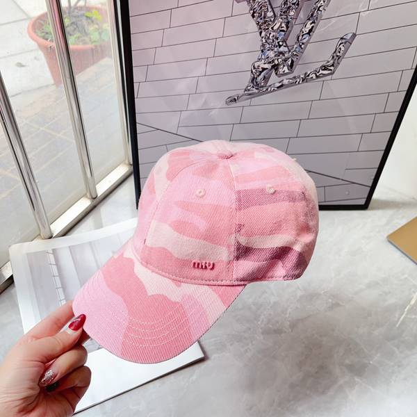 Miu Miu Hat MUH00236